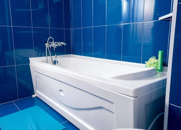 Baño moderno vista en casa —  Fotos de Stock