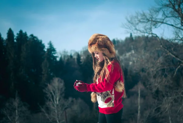 Girl having fun in the snow. Winter time — Stock Photo, Image