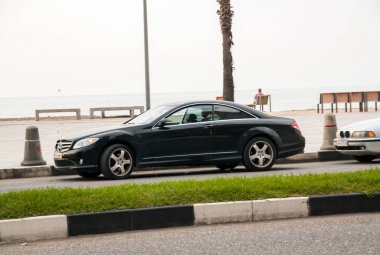 Batum. Gürcistan - 30 Eylül 2020: Mercedes Batumi sokaklarında