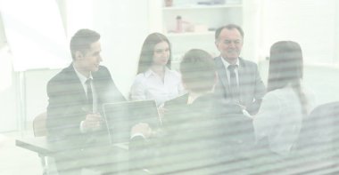 Atölye arkasından glass.the görüntü iş takım