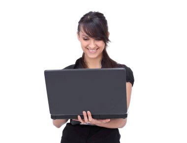 başarılı iş dizüstü bilgisayar ekranına bakarak