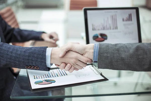 el sıkışma finansal raporları ile çalışma alanı arka plan üzerinde mali Ortaklar