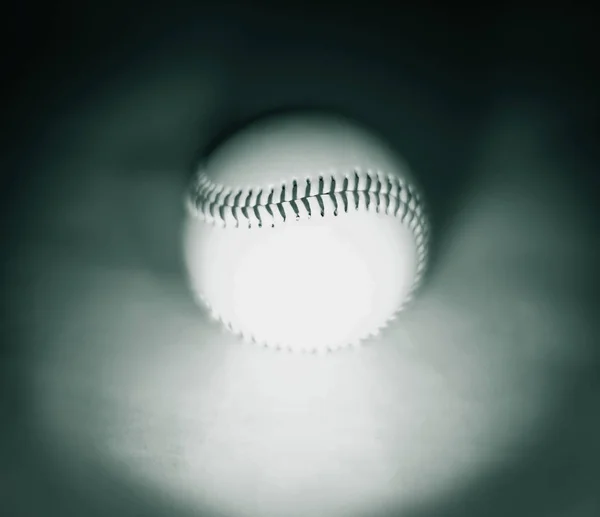 Palla da baseball .isolato su uno sfondo bianco  . — Foto Stock