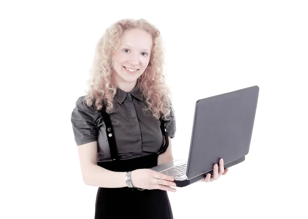 在笔记本电脑上工作的年轻女商人. 隔离在白色 — 图库照片