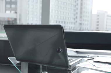 modern bir ofis iş yerinde. iş kavramı.