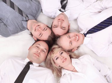 .closeup sıkı sıkıya bağlı iş takım. beyaz izole.