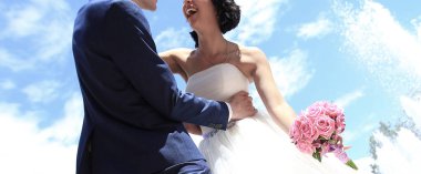 tam büyüme mutlu gelin ve yakışıklı damat