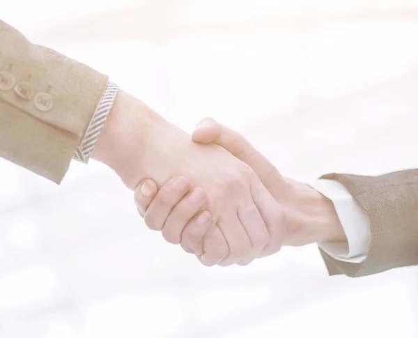 Handshake of business partners after signing the contract. — Stock Photo, Image