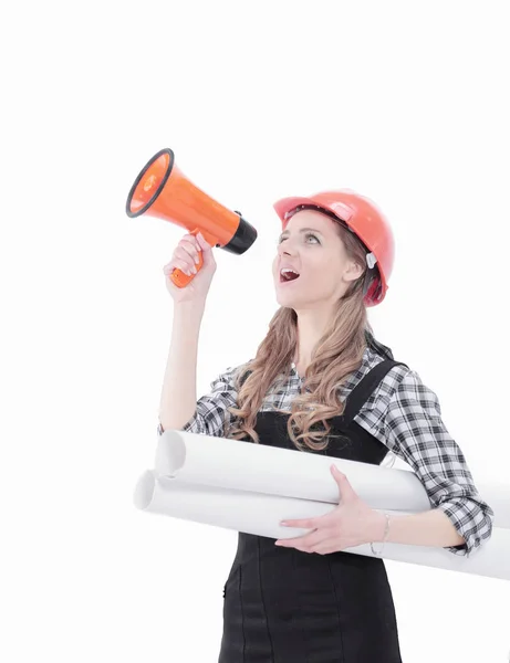 Jovem engenheira gritando em um megafone — Fotografia de Stock