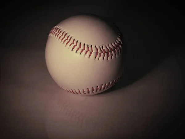 Pelota de béisbol .isolated sobre un fondo blanco  . —  Fotos de Stock
