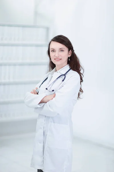 Portret van een vrouwelijke arts van de therapeut. — Stockfoto