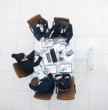  başarılı iş takım pazarlama düzenleri ve şirketin gelişimi için finansal tabloları