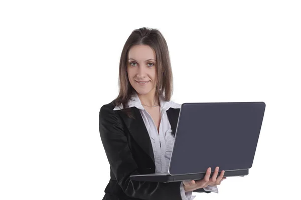 Успішна бізнес-леді з відкритим ноутбуком. ізольовано на білому тлі — стокове фото