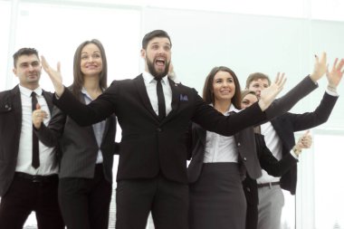 yakın çekim. muzaffer iş takım office arka plan üzerinde