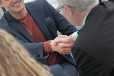 up.Handshake Yöneticisi ve istemci arasında bir işbirliği kapatın