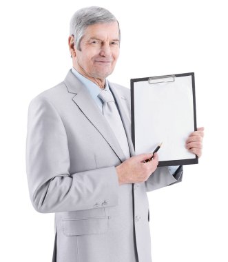 Olgun işadamı bir beyaz boş sheet.isolated işaret