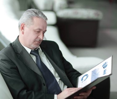 Proje Yöneticisi mali data.business kavram çalışmaları