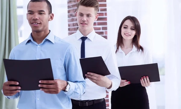 Business team waarop een kopie van het contract, — Stockfoto