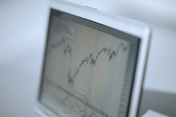 Uzavřete up.financial grafu na obrazovce digitální tabletu — Stock fotografie