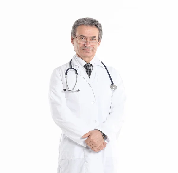W pełnej growth.experienced lekarz z stetoskop .isolated na białym tle — Zdjęcie stockowe