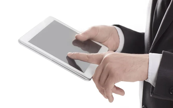 Da vicino.uomo d'affari toccando sullo schermo del tablet digitale — Foto Stock