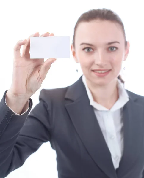 Atractiva mujer de negocios mostrando tarjeta de visita en blanco. —  Fotos de Stock