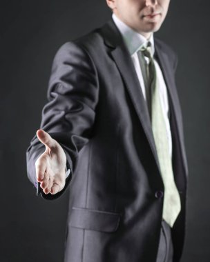 bir el sıkışma için elini uzatarak up.business erkekler kapatın