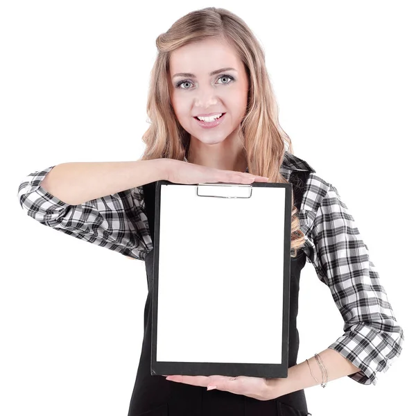 Joven mujer de negocios mostrando hoja en blanco. aislado en blanco —  Fotos de Stock