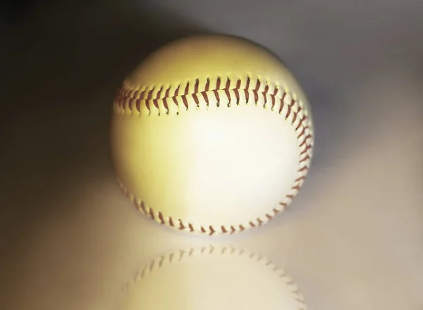 Zblízka. Baseballový míč .photo s kopií prostor — Stock fotografie