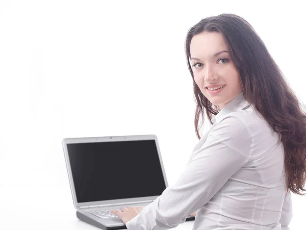 Framgångsrik affärskvinna som sitter vid ett skrivbord — Stockfoto