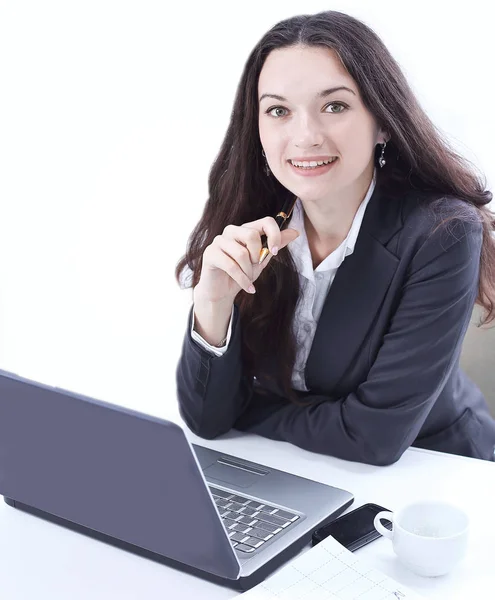 Portret. Mooie zakenvrouw werken op kantoor. foto met kopie ruimte. — Stockfoto