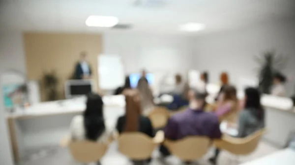 Suddig bild av konferenssalen under seminariet — Stockfoto