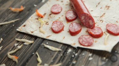 Salam Shawarma Pide bread.preparation dilimlenmiş. fotoğraf ile 