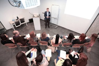 arka view.the proje yöneticisi bir toplantı yapar