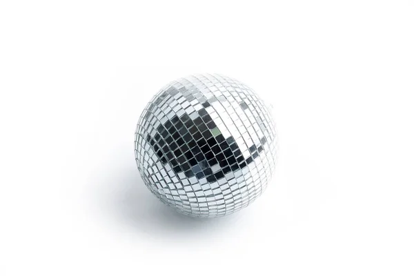 Disco bola aislado sobre un fondo blanco — Foto de Stock