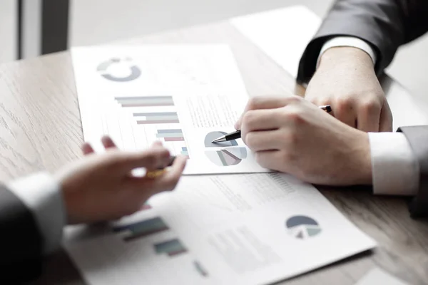 Close up.employees discuss financial data. photo with copy space — Stock Photo, Image