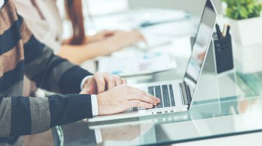  portre - laptop klavye el uzman