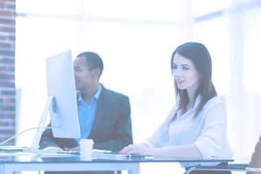 Executive iş kadını ofiste iş arka plan üzerinde