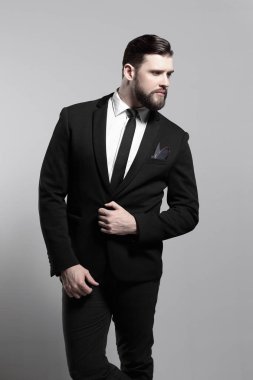 kopya alanı ile gri background.photo izole şaşkın işadamı portresi