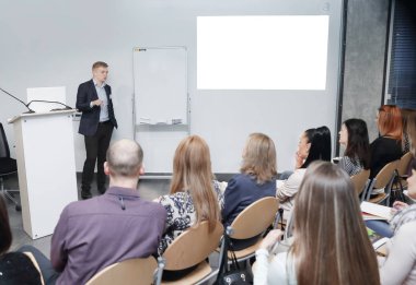 Eğitim iş takım için işadamı yürütmektedir