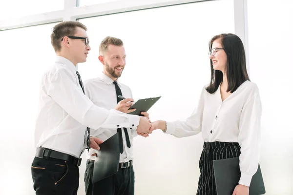 Handshake of business partners at a meeting in the office. — Stock Photo, Image