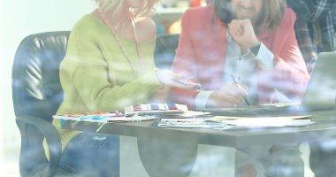 tasarımcı ve moda tasarımcıları glass.creative grup ile