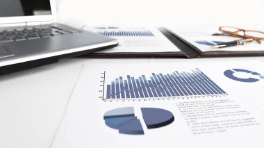 dizüstü bilgisayar, masaüstü mali grafik ile dijital tablet