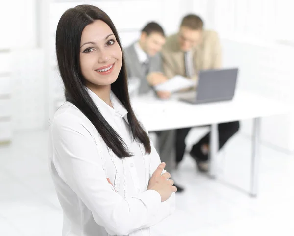 Porträtt av en kvinna Manager på bakgrunden av kontoret — Stockfoto