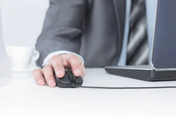 Closeup.businessman working on laptop,sitting at his Desk. — Stock Photo, Image