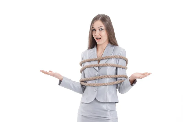 Ung affärskvinna svepte ett rep. isolerad på en vit bakgrund — Stockfoto