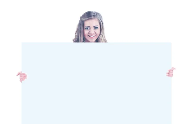 Glücklich lächelnde junge Geschäftsfrau zeigt leeres Schild — Stockfoto