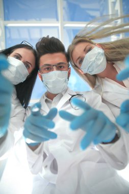 Alt görünümü .doctors cerrahlar operation.photo kopya alanı ile gerçekleştirmek.