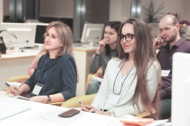 Grup iş adamları atölye