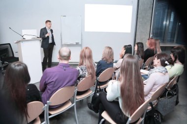 Eğitim iş takım için işadamı yürütmektedir